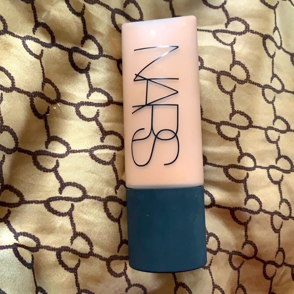 Nars Soft Matte Complete Foundation